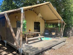 Zdjęcie z galerii obiektu Camping de Pujol - Glamping - Argeles sur Mer - Velvet - 4P w Argelès-sur-Mer