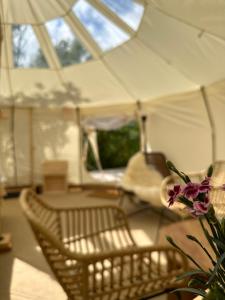 Posezení v ubytování Agger Glamping - Klitheden