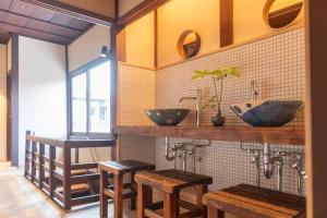 Foto sihtkohas Tamba-sasayama asuva majutusasutuse 篠山城下町ゲストハウス inosica galeriist