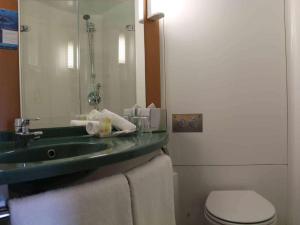 Koupelna v ubytování ibis Newcastle
