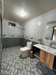 Ένα μπάνιο στο Tam Coc Serene Bungalow +34 φωτογραφίες