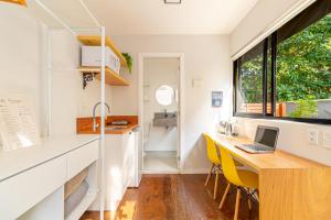 Imagine din galeria proprietății BBQ-Varanda-Netflix-Cozinha Completa-Piscina-AC în Florianópolis