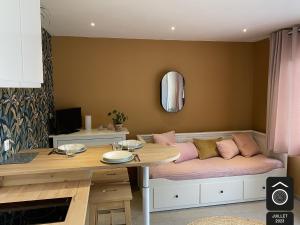 Μια τηλεόραση ή/και κέντρο ψυχαγωγίας στο Maison Souche