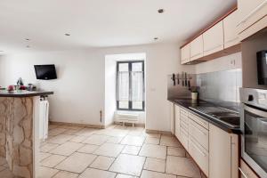 Dapur atau dapur kecil di Gîte du Clocher - Appt 6p avec terrasse +5 gambar