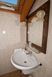 A bathroom at Hostal Parque Natural