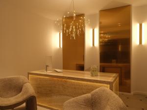 Гостиная зона в Golden Luxury Suites