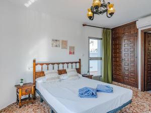 Postel nebo postele na pokoji v ubytování Holiday Home Casa Pia by Interhome