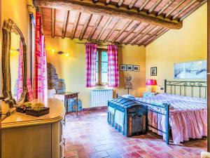 A bed or beds in a room at Villa Luana by Interhome