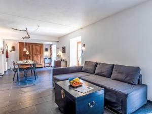 Χώρος καθιστικού στο Apartment Grangettes-1 by Interhome