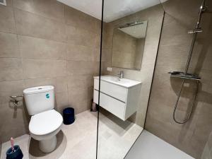 Ένα μπάνιο στο CATALONIA 6-1 +16 φωτογραφίες