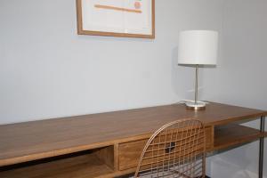 ホーボーケンにあるBoho 1-Bedroom Apt 15 Min to Manhattanのギャラリーの写真 +6枚の写真