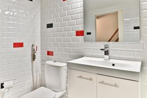 Charmant Studio Boulevard Voltaire