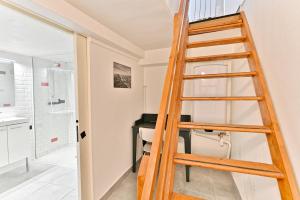 Charmant Studio Boulevard Voltaire