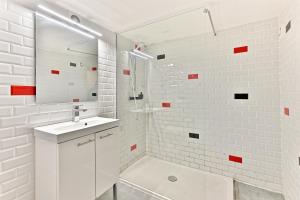 Charmant Studio Boulevard Voltaire
