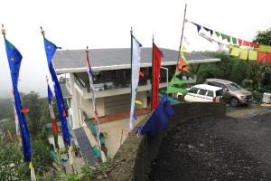 Ảnh trong thư viện ảnh của Labrang Khim ở Gangtok