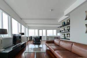 Χώρος καθιστικού στο Midtown Hotel