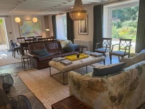 Χώρος καθιστικού στο Gants Mill Farmhouse - walk to Bruton