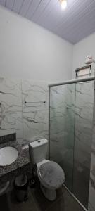 Ένα μπάνιο στο Residencial JM