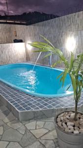 Casa Praia Maragogi - Peroba内部或周边的泳池
