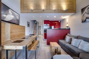 Kuchyň nebo kuchyňský kout v ubytování Appartement Val d Isère Centre 4 pièces parking 8 personnes 5min à pied du front de neige