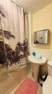 Koupelna v ubytování Edinburgh Two Bedrooms Apartment with Free Parking