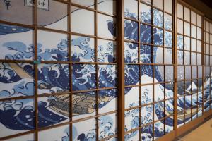 Fotografie z fotogalerie ubytování 倉敷の宿Retreat KOBAYASHI 1棟貸切 1日1組限定 11LLDDK 520平米 102年前の伝説の建物 瀬戸内芸術祭2025 直島 美観地区 最大10名 駐車場3台 ベッド8台 v destinaci Kurašiki