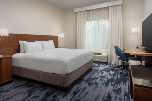 Postel nebo postele na pokoji v ubytování Fairfield Inn & Suites by Marriott Ithaca
