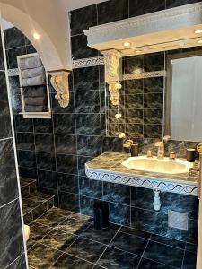 Gallery image of Côte d'Azur in Saint-Laurent-du-Var