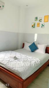 Voodi või voodid majutusasutuse Tây Nguyên Hotel Đà Nẵng toas