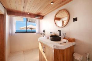 Fotografie z fotogalerie ubytování Meja Bingin Beach v destinaci Uluwatu