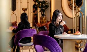 Asiakkaita majoituspaikassa Velero Hotel Doha Lusail