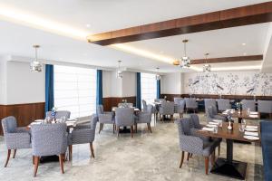 Posezení v ubytování MJ Sarovar Portico Haridwar