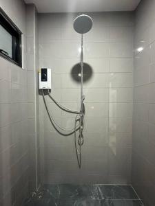 Ένα μπάνιο στο The Summer Cozy Cottage