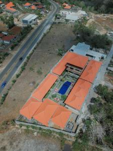Fasilitas tenis dan/atau squash di Pandawa Beach Homestay 1