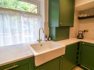 Køkken eller tekøkken på Wildfell Cottage + 28 billeder