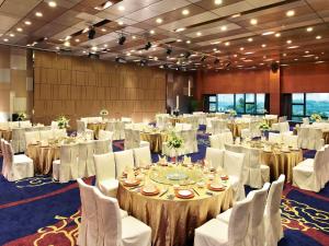 Restaurant o un lloc per menjar a Pullman Xiamen Powerlong