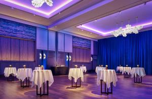 A restaurant or other place to eat at Park Hyatt Zurich – City Center Luxury