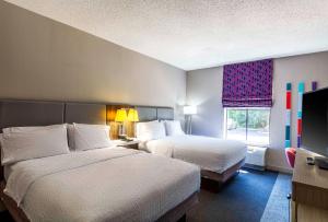 Postel nebo postele na pokoji v ubytování Hampton Inn East Windsor
