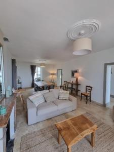 Coin salon dans l'établissement Maison chaleureuse avec vue exceptionnelle