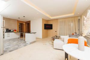 Una cocina o kitchenette en Luxury 2BR Apartment in Agdal for a Relaxing Stay