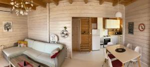 Kuchyň nebo kuchyňský kout v ubytování SeaStar Eco Villa