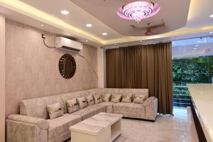 Posezení v ubytování Royal Galaxy Homes