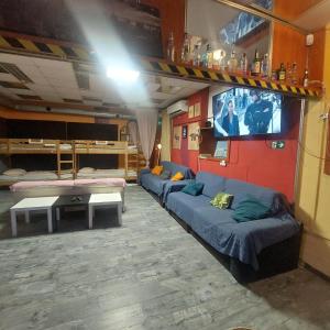 Posedenie v ubytovaní Whole Basement former Pub2 for stag do, men's cave