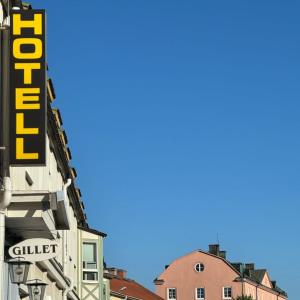 Certifikát, hodnocení, plakát nebo jiný dokument vystavený v ubytování Hotell Gillet i Köping