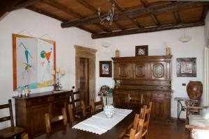 Fotografie z fotogalerie ubytování La Bifora e Le Lune Vico sotto gli archi 5 v destinaci Santo Stefano di Sessanio