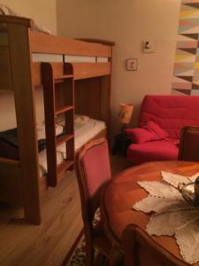 Cama o camas de una habitación en Maison de village provençale