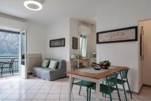 Gallery image of Finestra sul Lago, Apt Riva in Malcesine