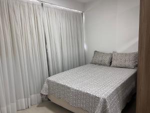 Postel nebo postele na pokoji v ubytování Golden Shopping Boa Viagem Recife por Yolo + 22 fotografií