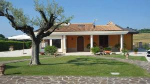 A garden outside B&B Agrifoglio