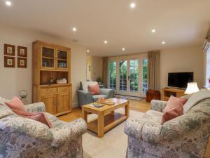 Μια τηλεόραση ή/και κέντρο ψυχαγωγίας στο Spindlewood Cottage